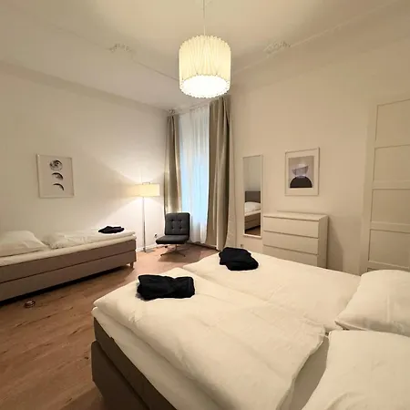 Be In Berlin Apartments At Charlottenburg Castle Экстерьер фото