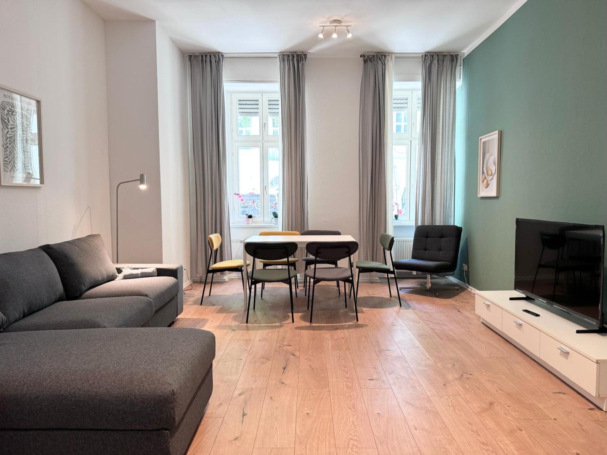 Be In At Charlottenburg Castle * Берлин